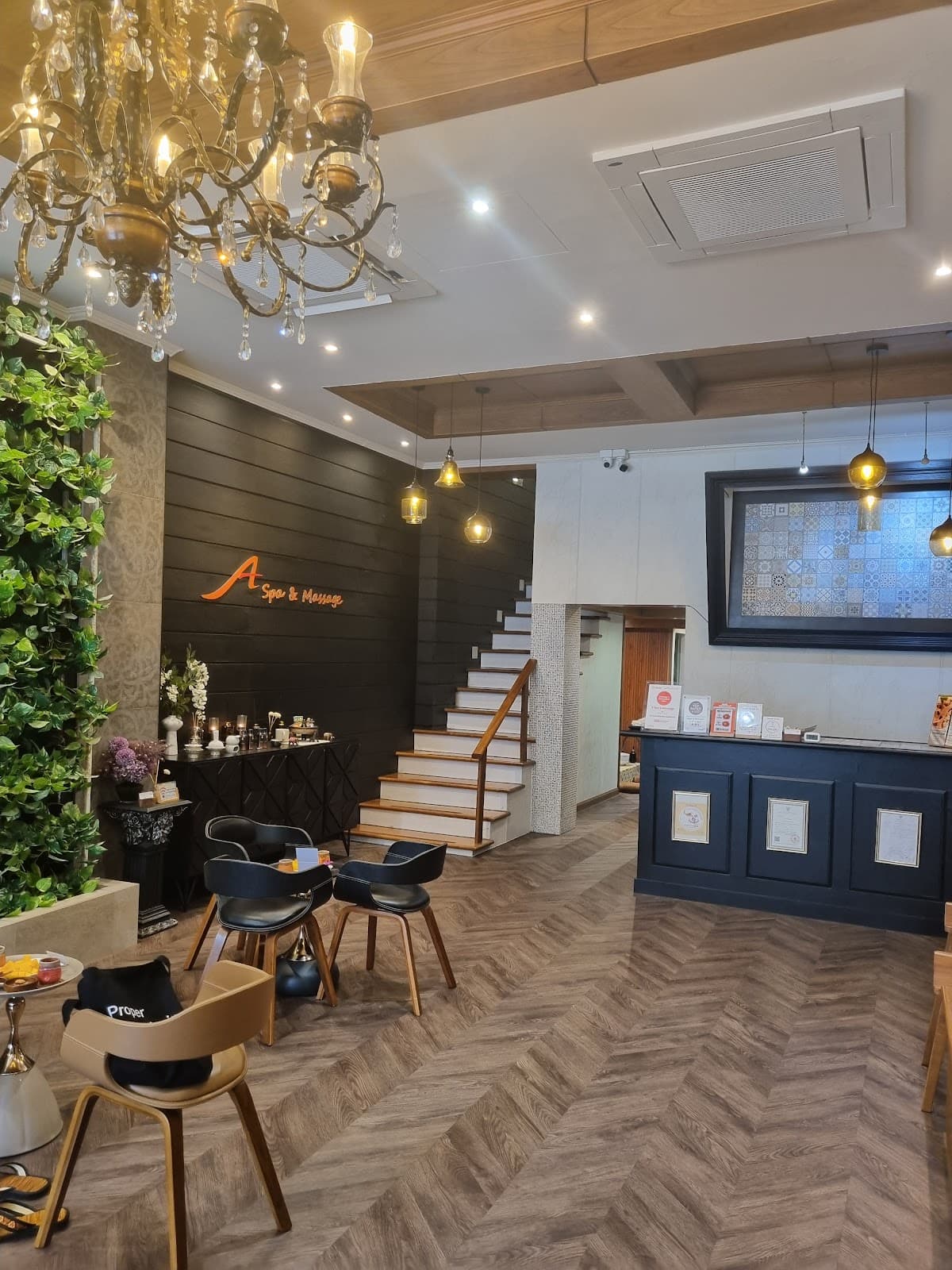 A Spa & Massage — photo 1