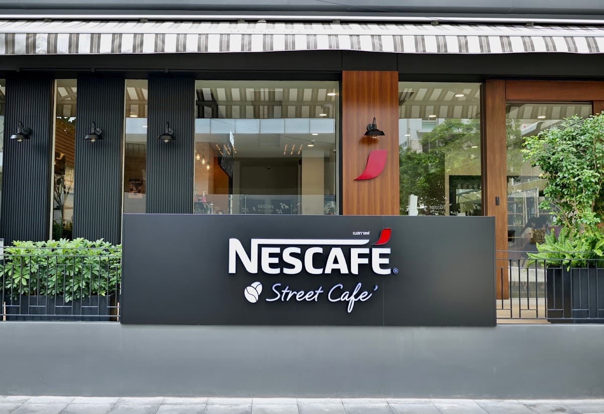 Nescafe Street Cafe Thonglor — photo 1