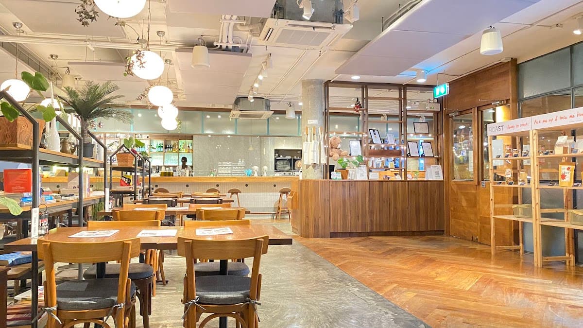 ROAST coffee & eatery — photo 1