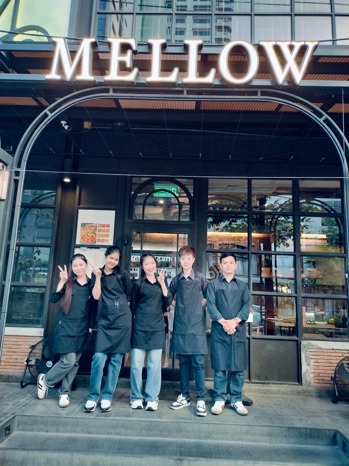Mellow Thong Lo — photo 1