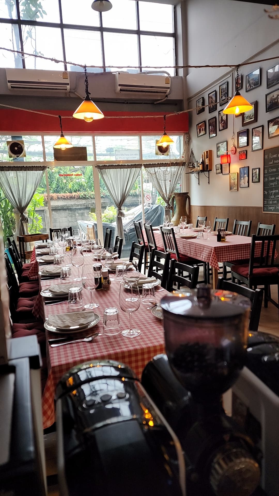 La Vela Pizza and Pasta Restaurant — photo 1