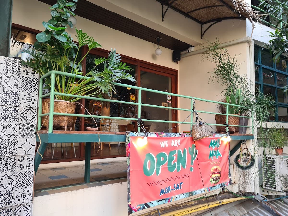 Mad Moa Asok — photo 1
