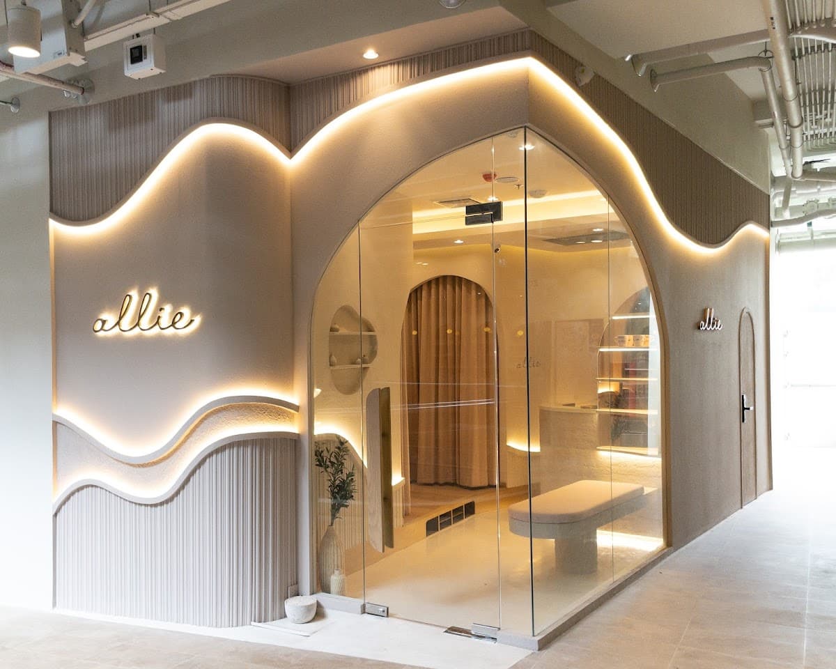 allie studio (Marche Thonglor) — photo 1