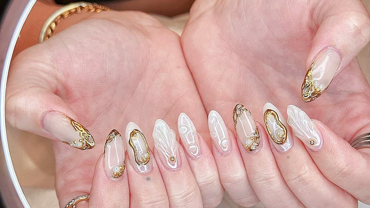 GLOW HAUS BEAUTY STUDIO — photo 1