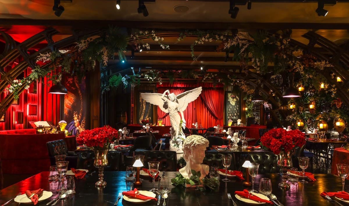 Medici Playhouse Italian Restaurant & Bar Bangkok — photo 1