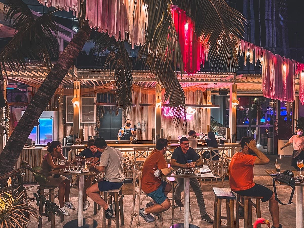 The Oyster bar x Escape Bangkok — photo 1