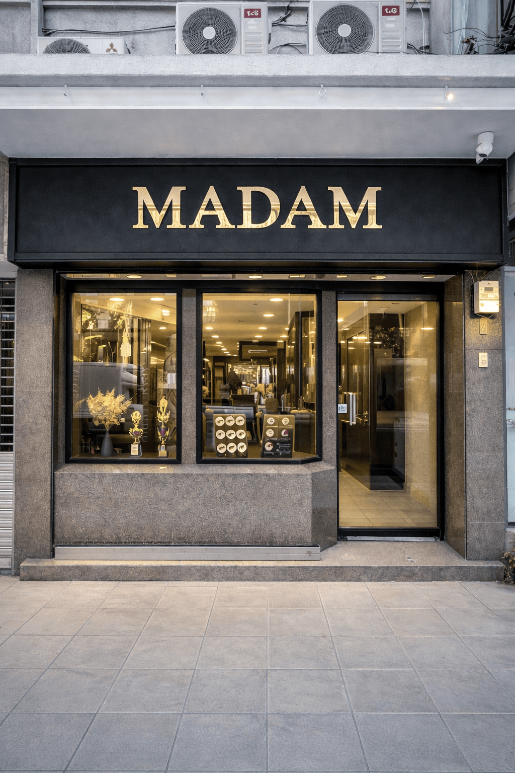 Madam Studio Bangkok - Lash extensions Bangkok ต่อขนตาสุรวงศ์ สีลม สามย่าน ช่องนนทรี — photo 1