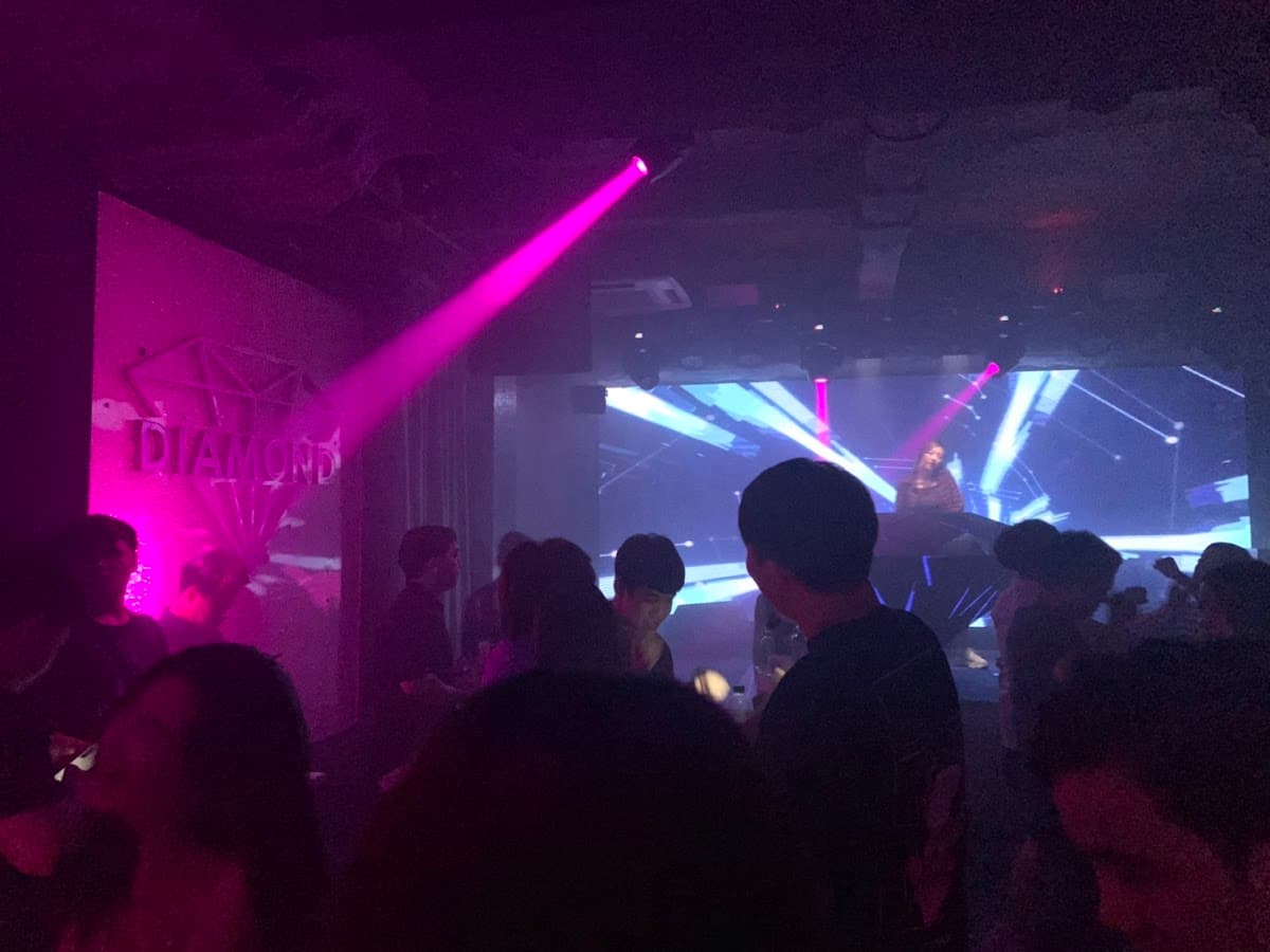 Diamond Thonglor — photo 1