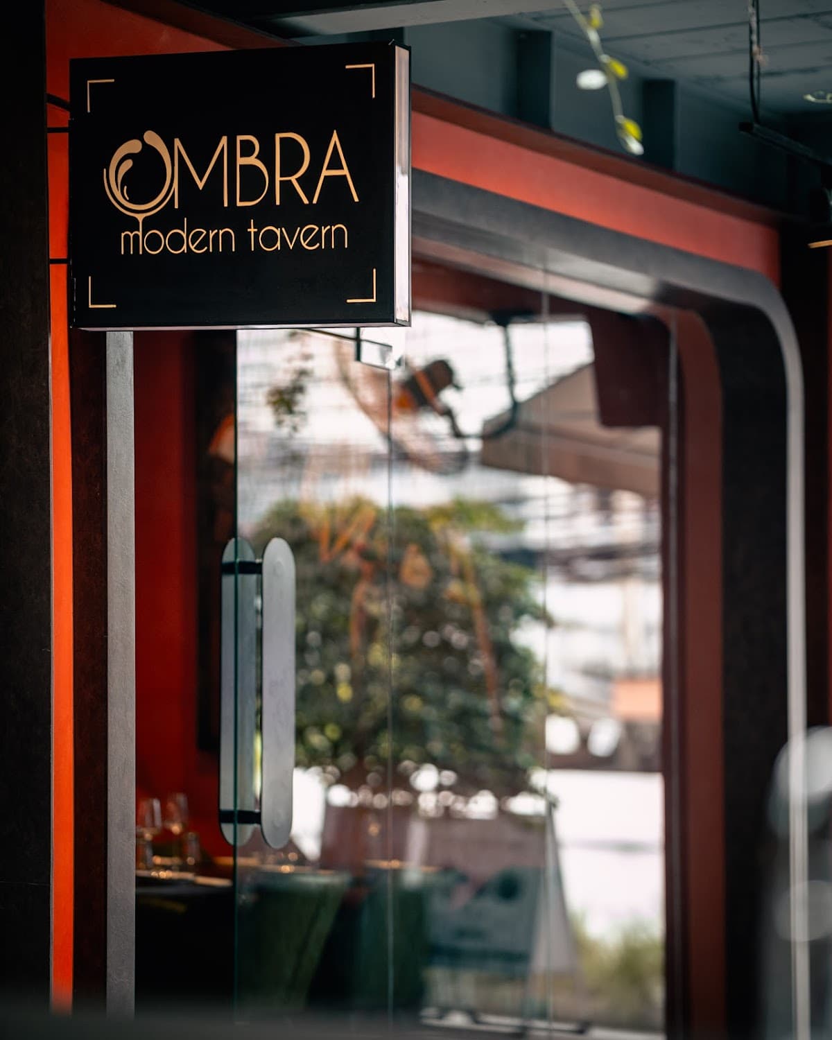 Ombra Modern Tavern @Seenspace — photo 1