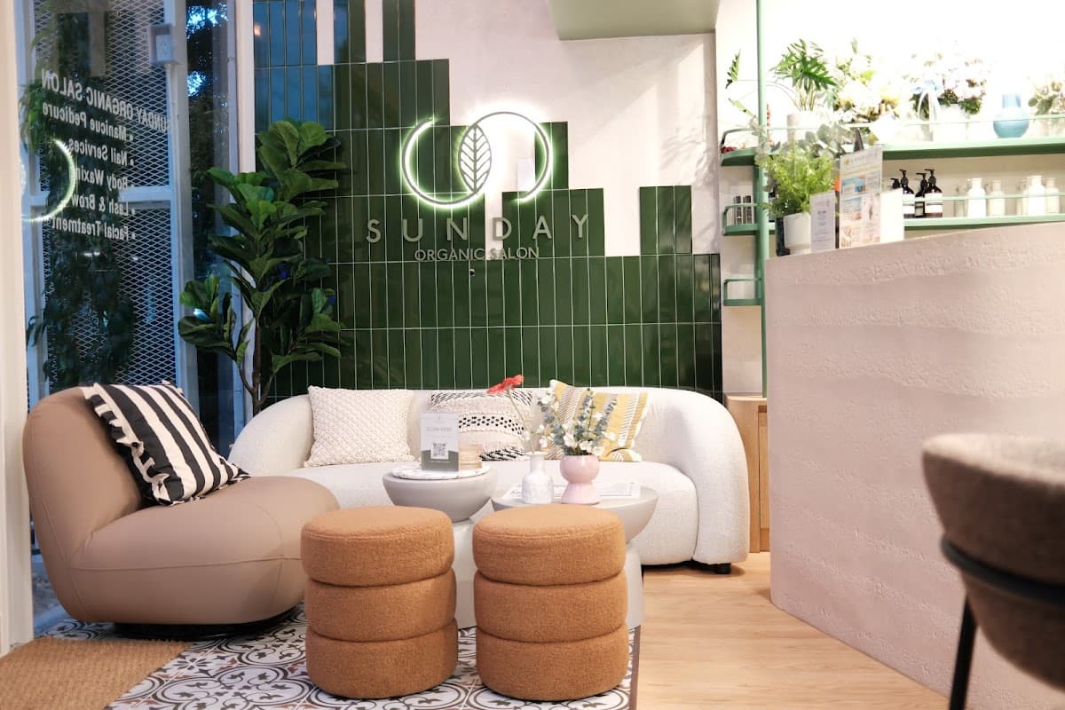 Sunday Organic Salon (SOS! Sathorn) — photo 1