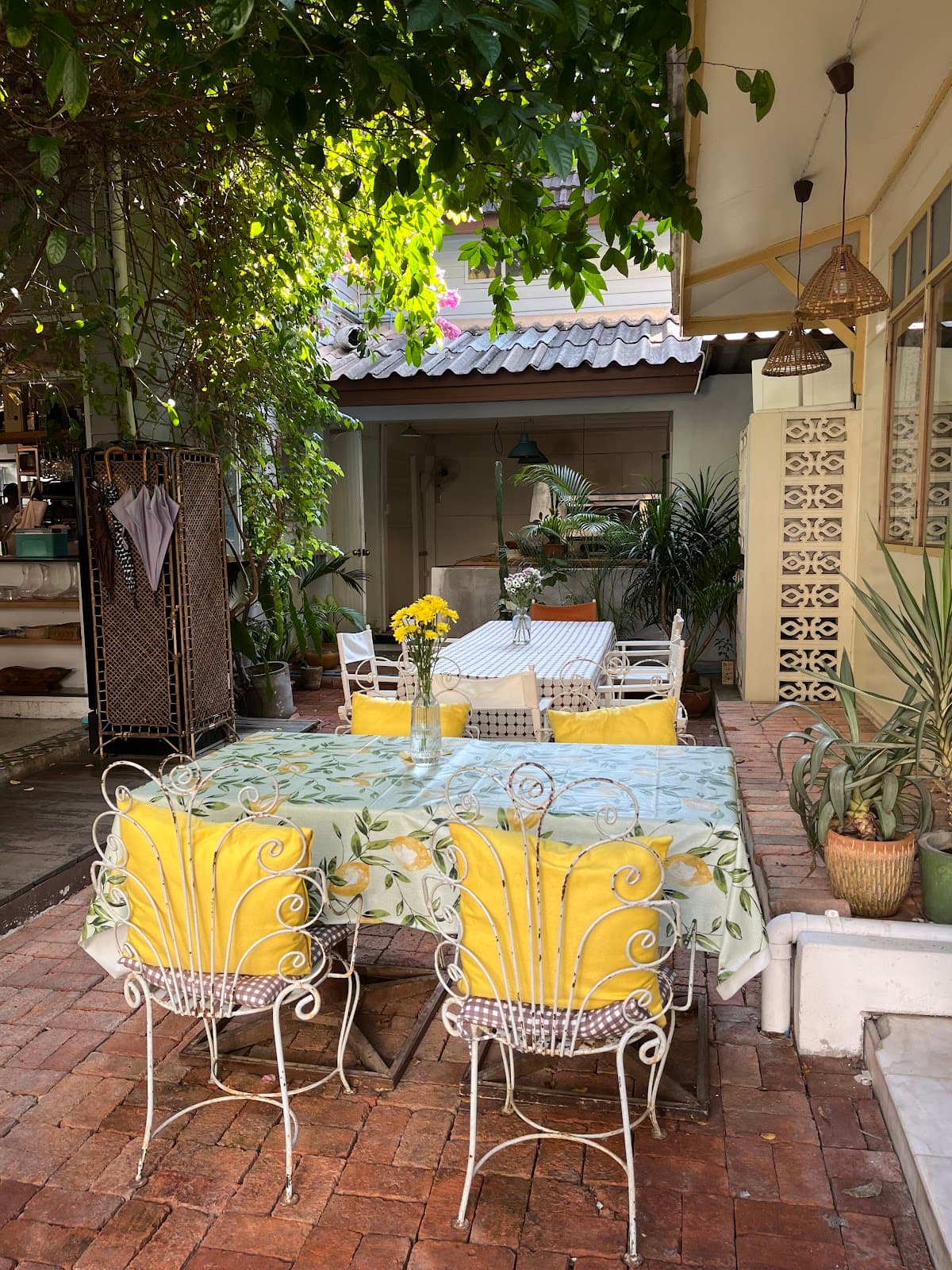 The Pasta Apartment Silom (Parking at SC Surawong Mansion) — photo 1