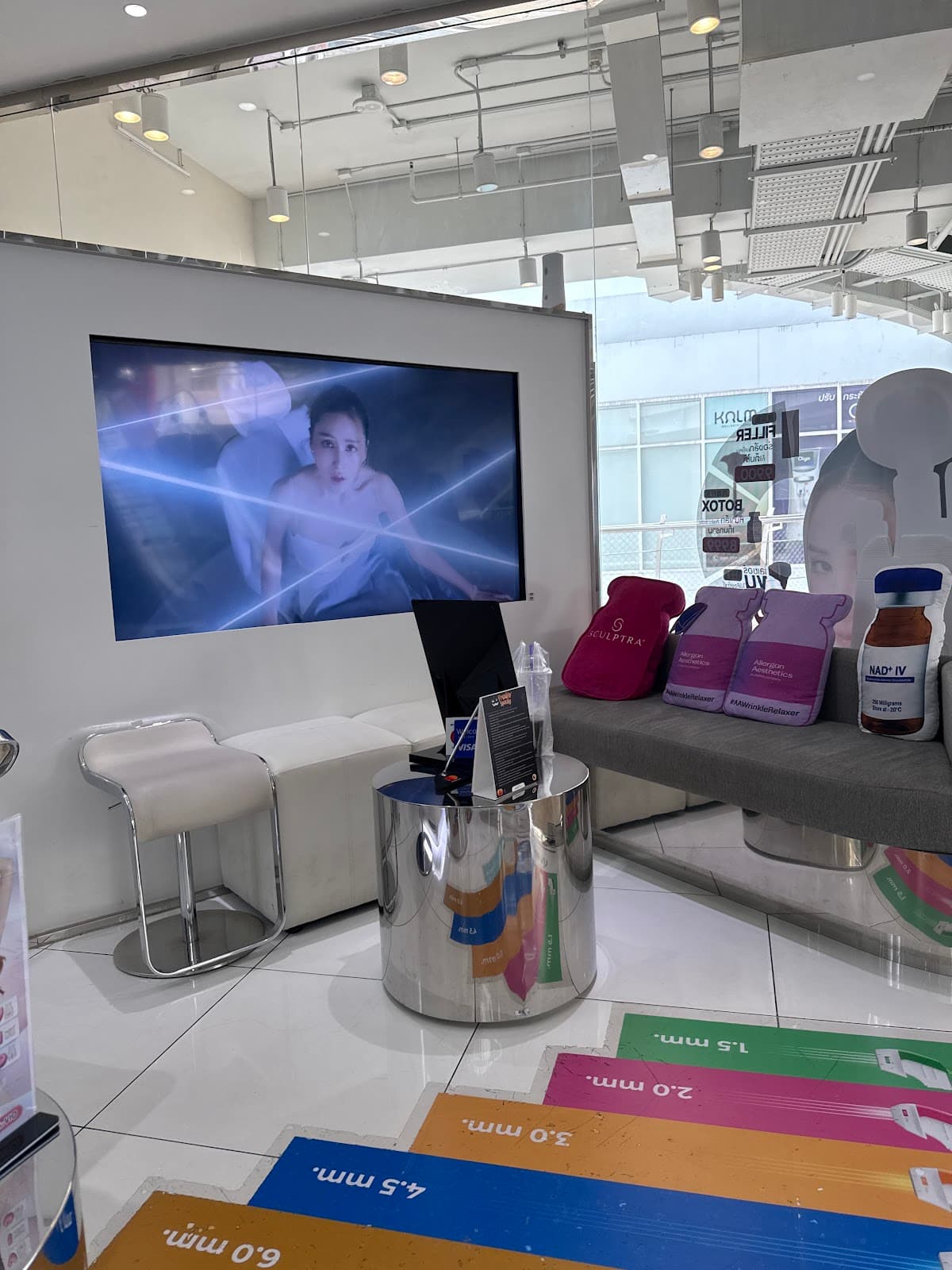 LABX Clinic สาขาทองหล่อ (Marché Thonglor ) FL.4 — photo 1