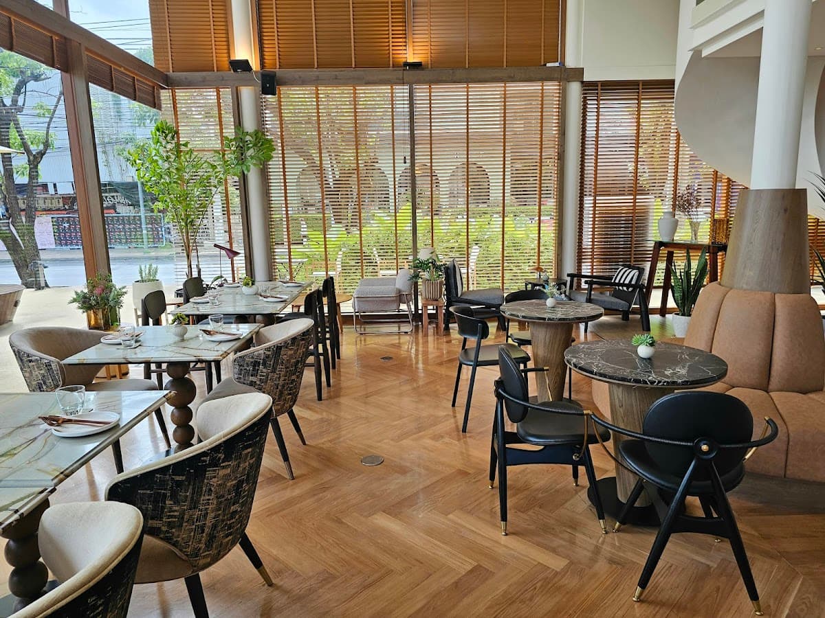 Rosemary Everyday Brasserie — photo 1