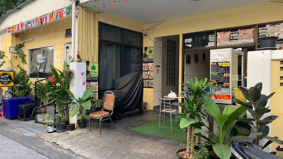 Mr. Green Thai Food — photo 1
